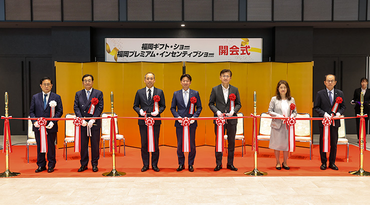 �J��̗l�q